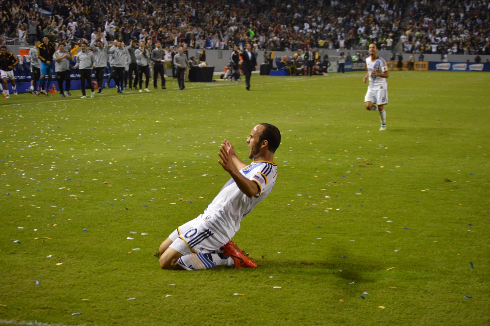 Galaxy advance in RSL rout